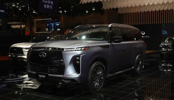 配资之家网站 3.5T V6双涡轮，英菲尼迪QX80，定位大型SUV，价格不便宜！